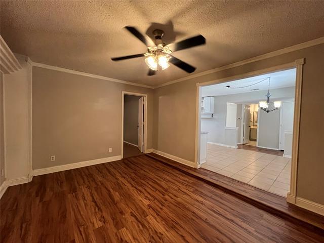 Building Photo - 4636 Baytree Dr