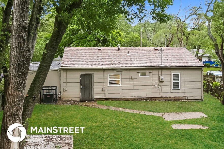 Building Photo - 7408 E 51st St