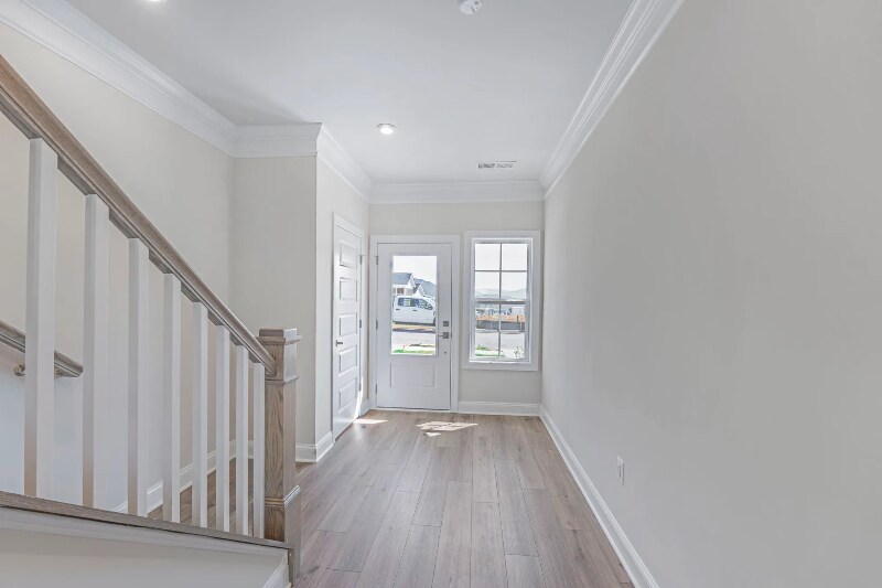 Building Photo - 205 Sunbird Ln