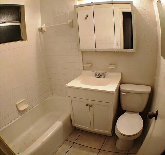 Building Photo - RENT FOR ZERO DEPOSIT MOVE IN - CLOSE TO DOWNTOWN