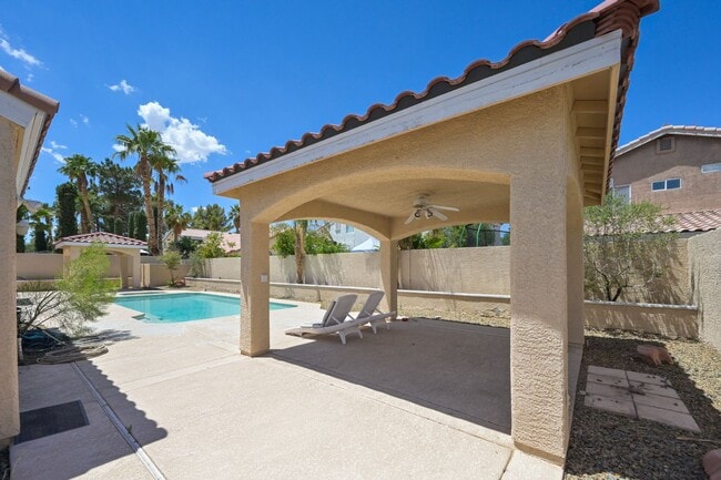 Building Photo - SE!! 4 Bedrooms!! Single Story!! NO HOA!! 3 Car Garage!!! Pool!!! Spa!!! RV Parking!!! Low mainte...