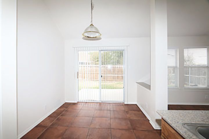 Building Photo - 9827 Copperway