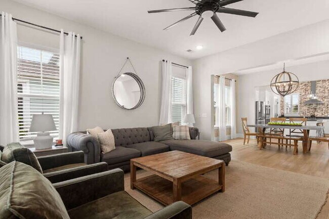 Building Photo - 115 Winding Branch Dr