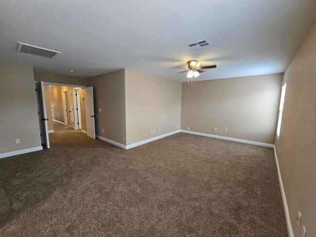 Building Photo - 4 Bedroom Rhodes Ranch Home for Rent