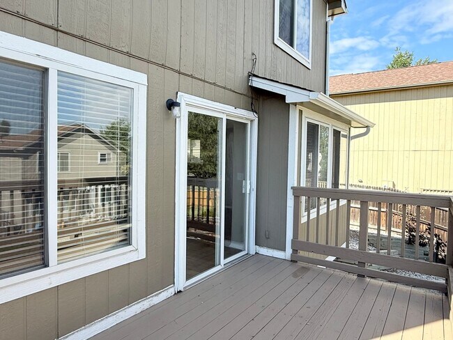 Building Photo - Conveniently Located Home in East Quincy H...