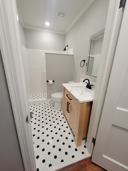 Building Photo - 81 1st Ave