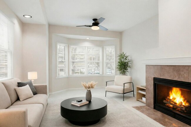 Building Photo - 2330 I St