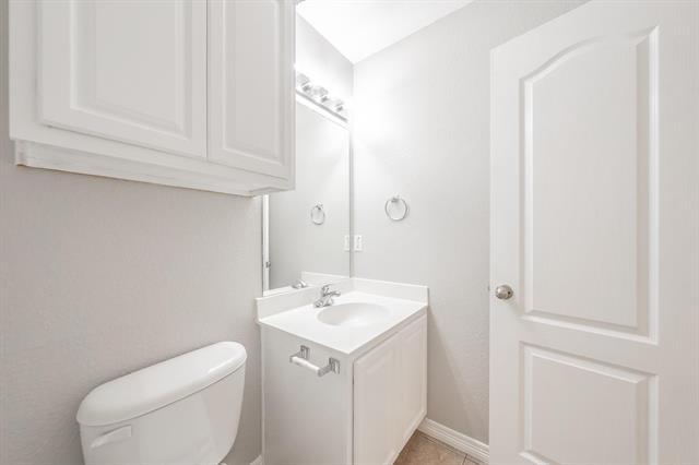 Building Photo - 230 Overleaf Dr