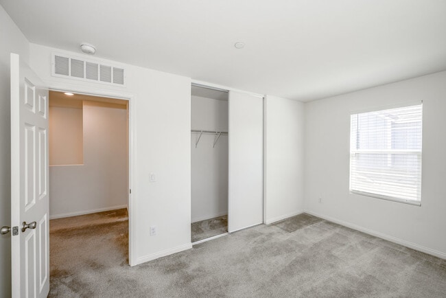 Building Photo - 17106 Zion Dr