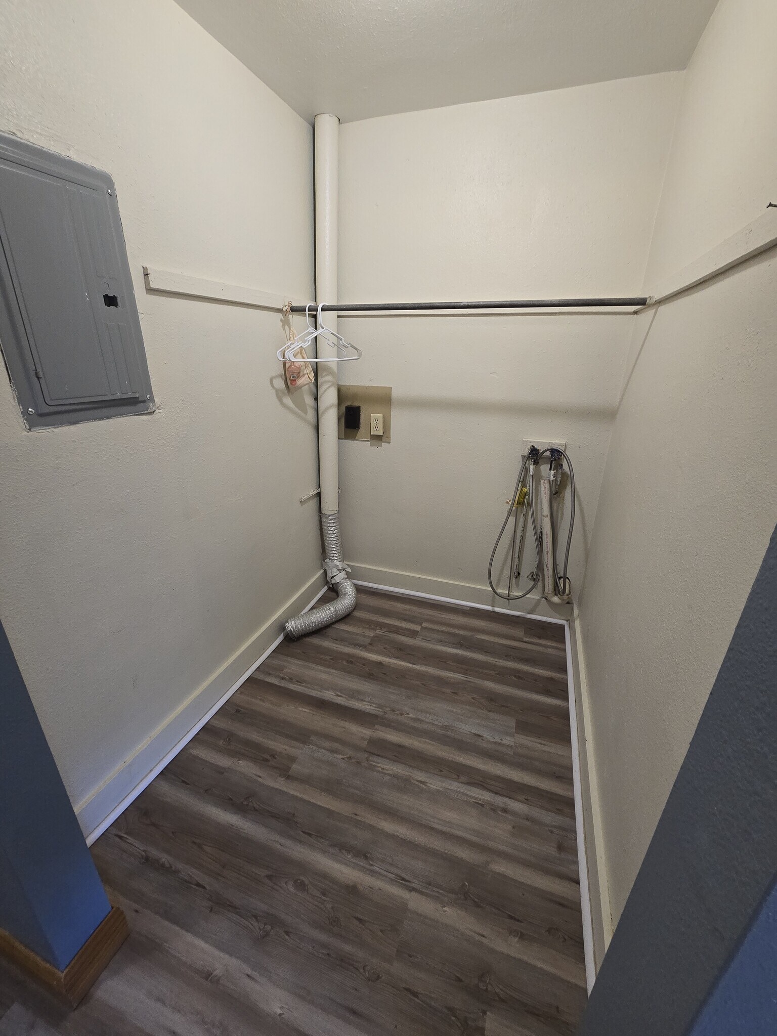 Laundry Space Off Bathroom - 349 S Dickason Blvd
