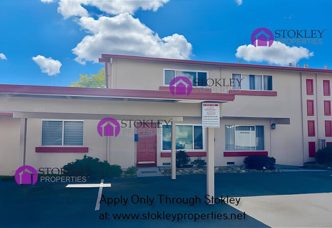 Primary Photo - 1893 Lynwood Dr