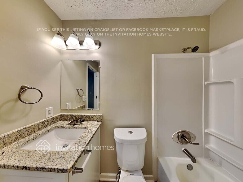 Building Photo - 3636 Mt Laurel Way SW