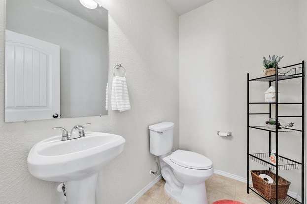 Building Photo - 712 Whitemarsh Dr