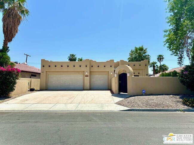 Building Photo - 51220 Avenida Velasco