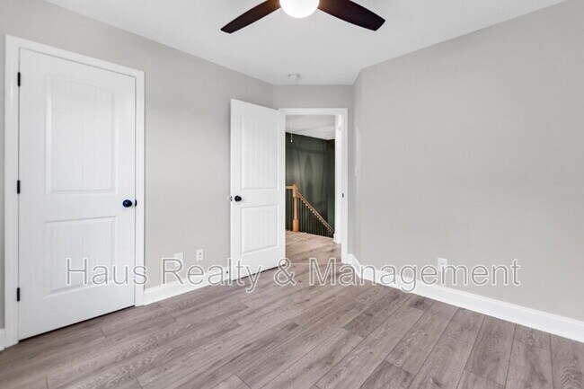Building Photo - 152 Bonnell Dr