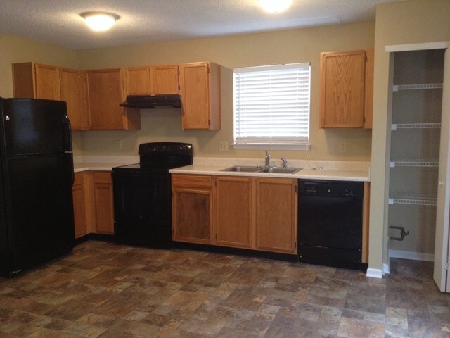 Building Photo - 85 Declaration Drive