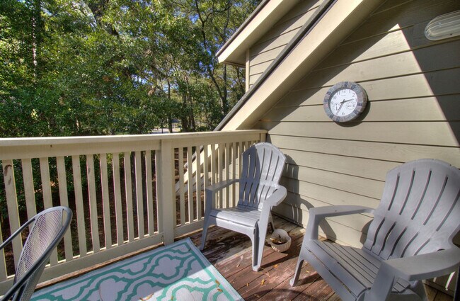 Building Photo - 301 Myrtlewood Ct