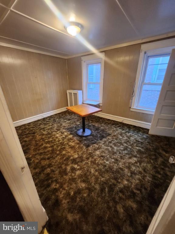 Building Photo - 69 S 7th St