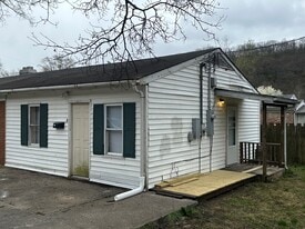 Building Photo - 114 Spring St