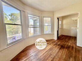 Building Photo - 104 Webster St