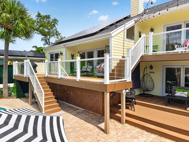 Building Photo - 13074 La Mirada Cir