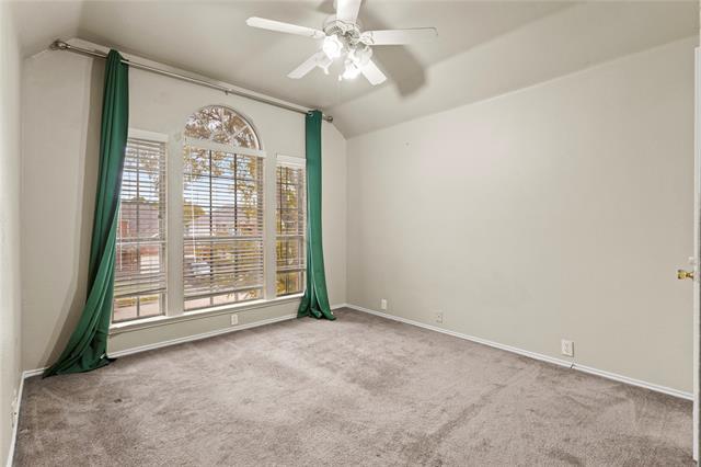 Building Photo - 3813 Oak Leaf Ln