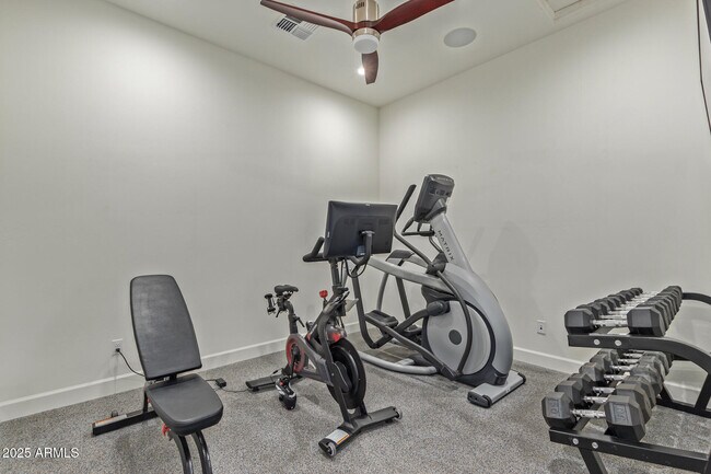Building Photo - 4601 S Pinaleno Dr