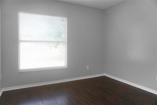 Building Photo - 10803 Siena Dr