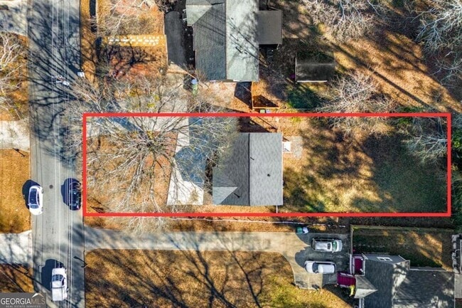 Building Photo - 853 Hargis St SE