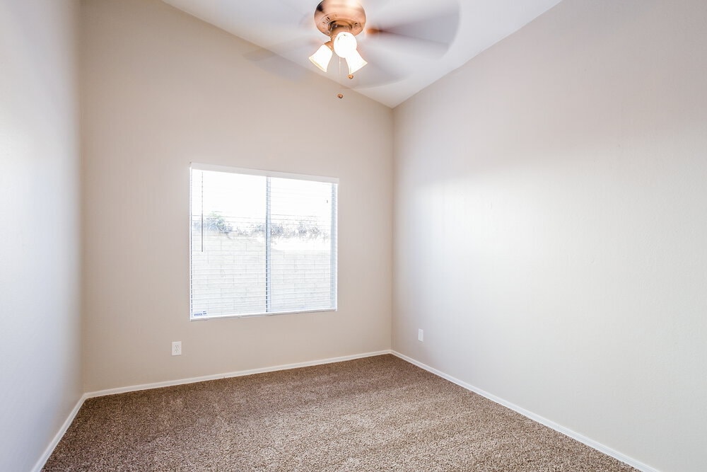 Building Photo - 19926 N 69th Ave