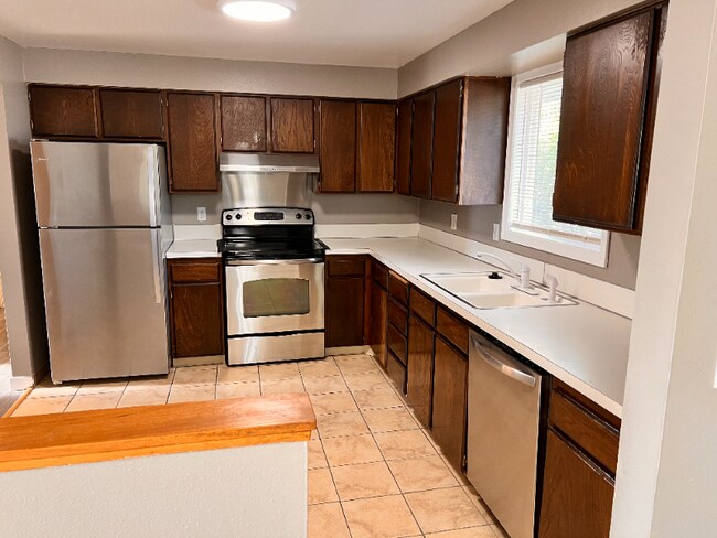 Building Photo - 117 E Euclid Ave