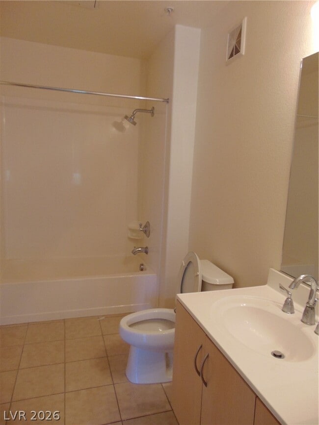 Building Photo - 44 E Serene Ave