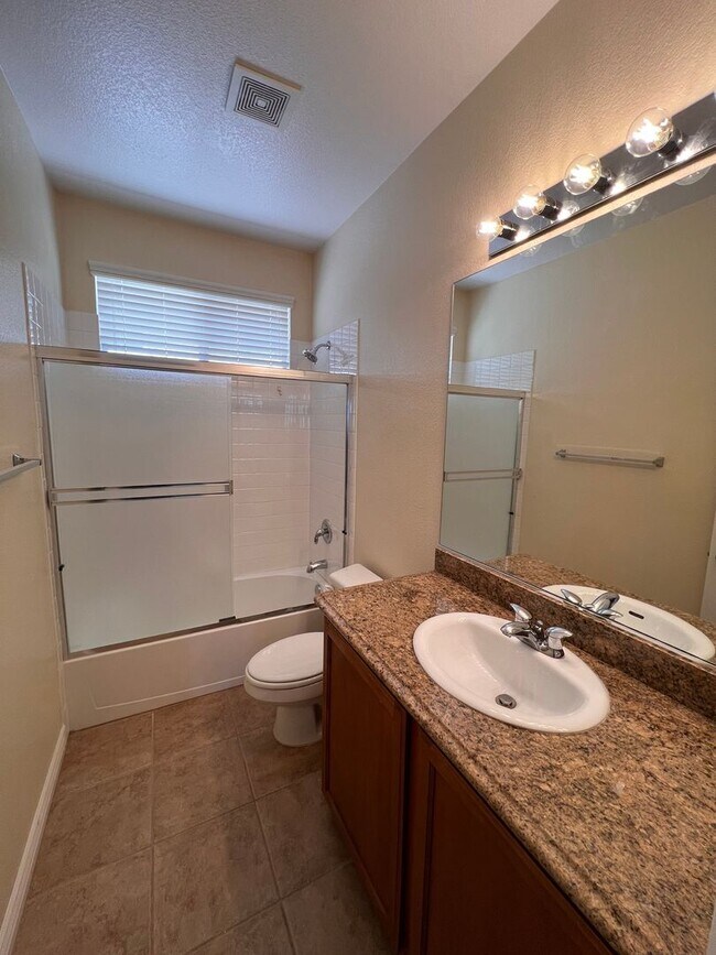 Building Photo - Southwest - Gated Community Pool/Spa/Playground