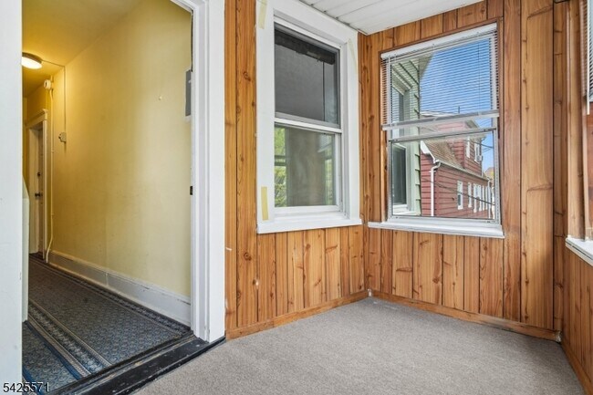 Building Photo - 7 Beekman St