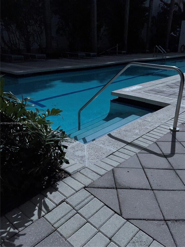 Building Photo - 133 NE 2nd Ave