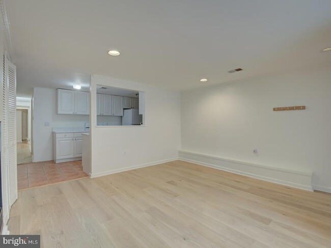 Building Photo - 1751 U St NW