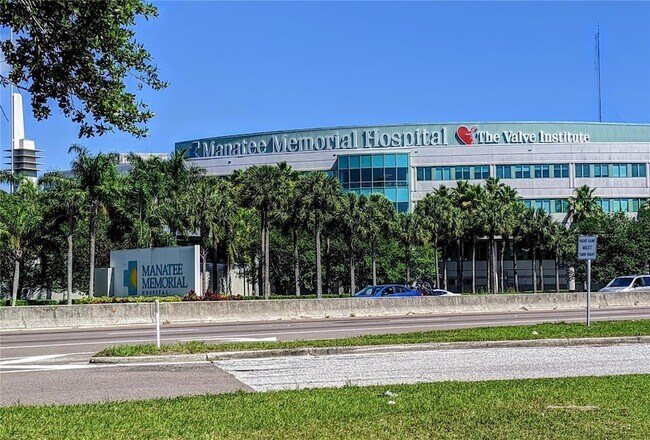 Building Photo - 3963 Lake Bayshore Dr