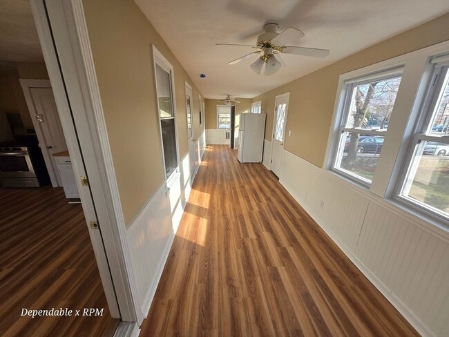 Building Photo - 234 Nahatan St