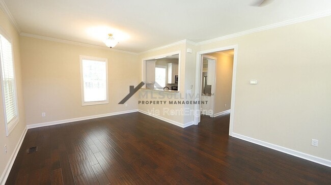 Building Photo - 1724 Arrowhead Dr