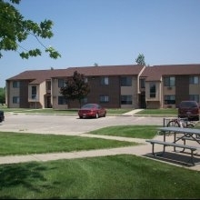 Building - Community Plaza