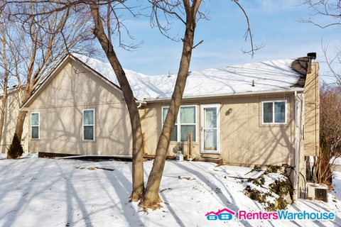 Building Photo - 3Bed 2 Bath Home In Smithville! Available ...