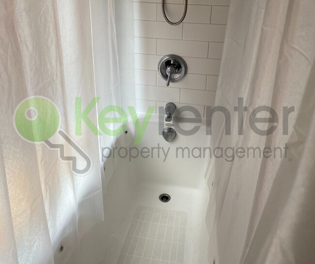 Building Photo - 2692 Bradford Way