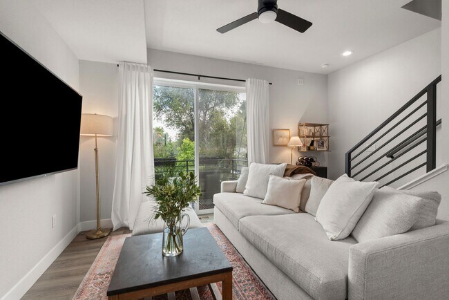 Building Photo - Modern Townhome Living in Lakewood – $2,65...