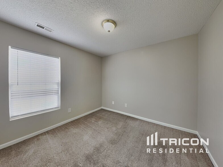 Building Photo - 3606 Willano Way
