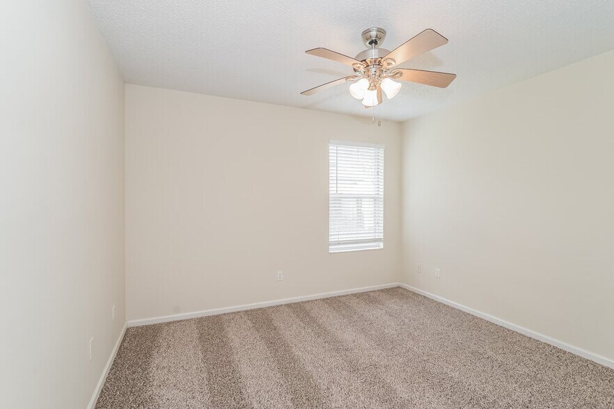 Building Photo - 3322 Brahma Ct