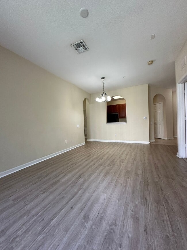 Building Photo - 6451 Old Park Ln