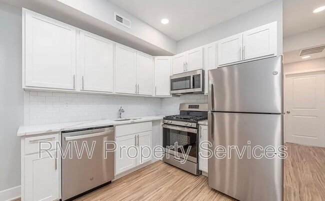 Building Photo - 2031 S 19th St