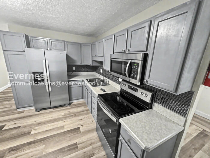 Building Photo - 144 Marvin Ln