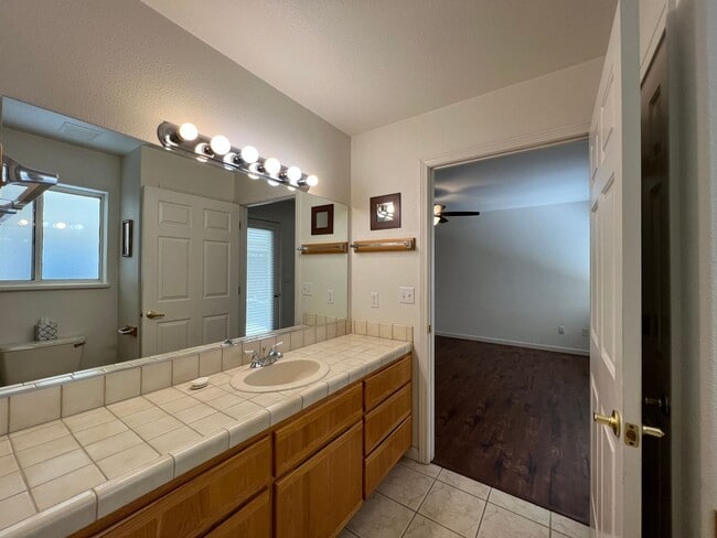 Building Photo - Beautiful 3-bedroom, 2-bath patio home in the Westwood neighborhood