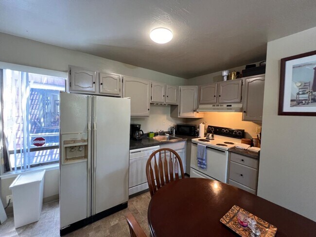 Building Photo - 426 Arkansas St